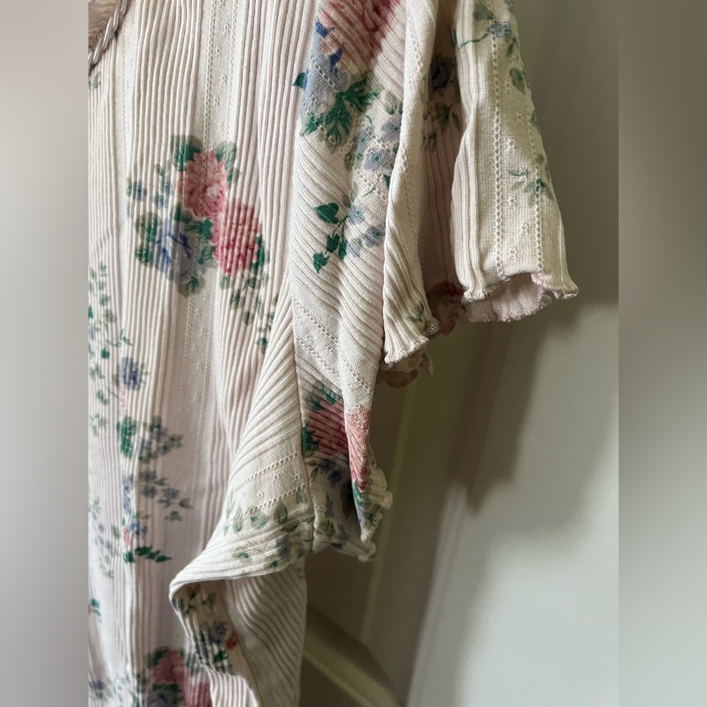 Vintage Pink Rose Floral Tee